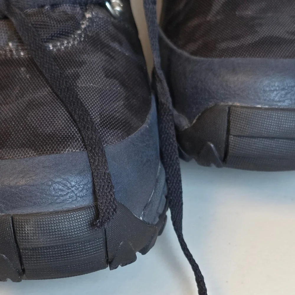The North Face Chilkat II Mens 10 Waterproof Camo Winter Hiking Boots NF00CU44